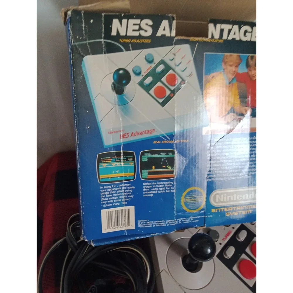 Nintendo NES Advantage Joystick Controller with original box No Foam (Read)